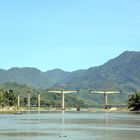 Eine Brücke über den Mekong entsteht