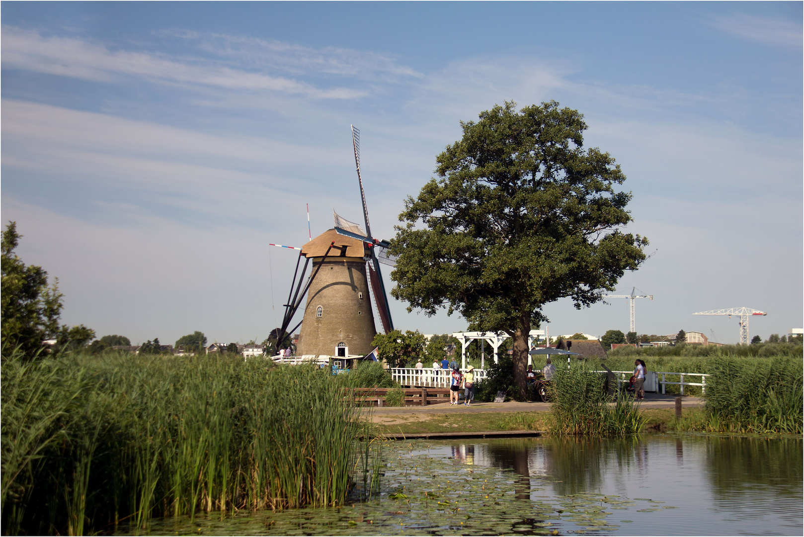 eine der 19 mühlen in kinderdijk