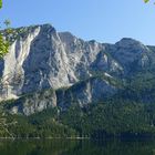 Eine der schönsten Seen- und Berglandschaften