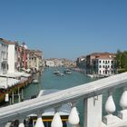 Eine der unzähligen Brücken von Venedig