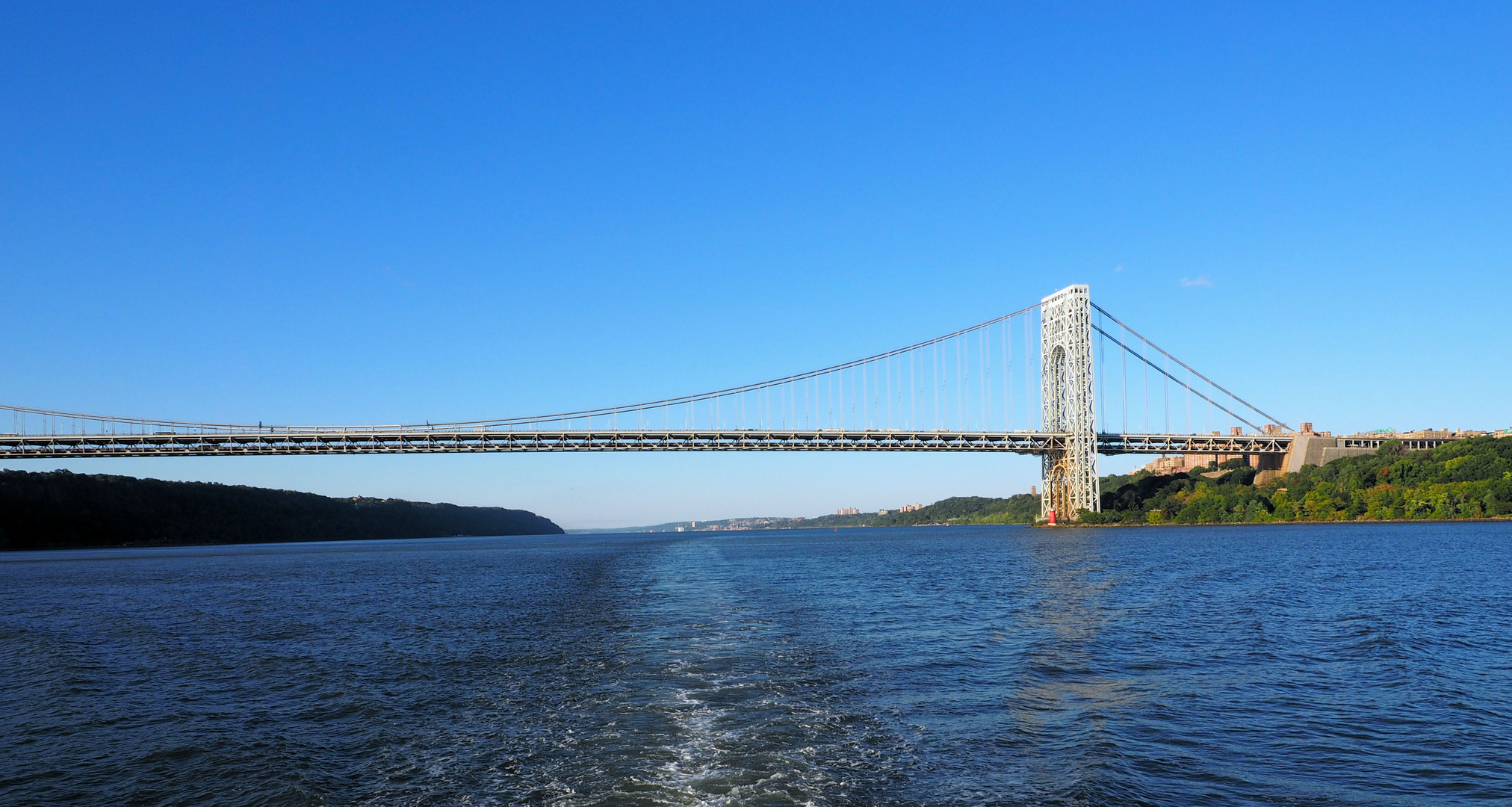 Eine der vielen Brücken in New York