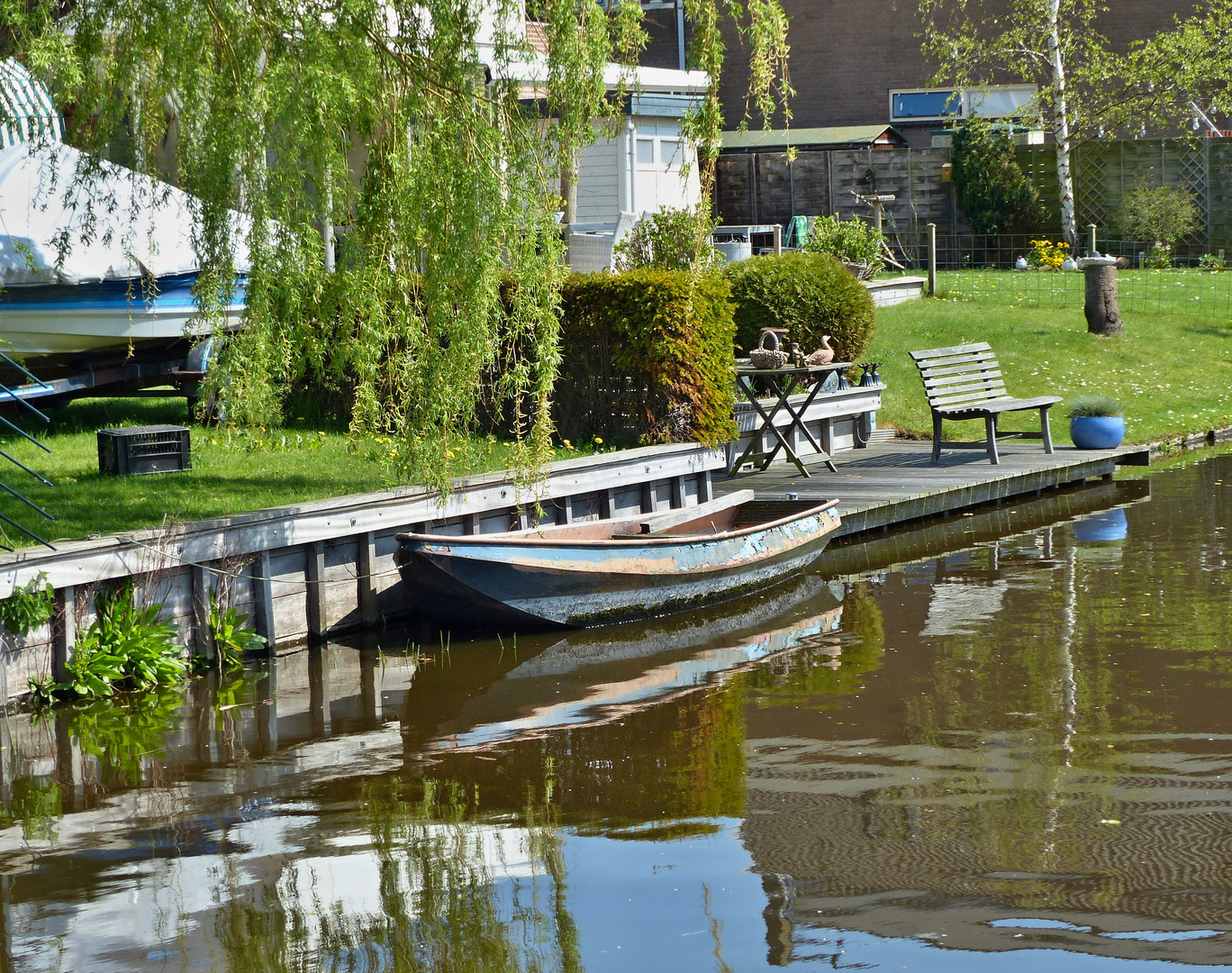 eine der vielen Wasserstraßen