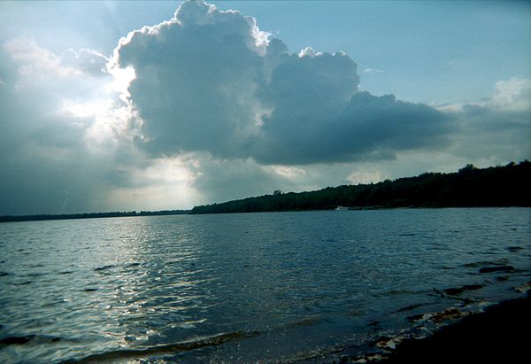 eine dicke regenwolke