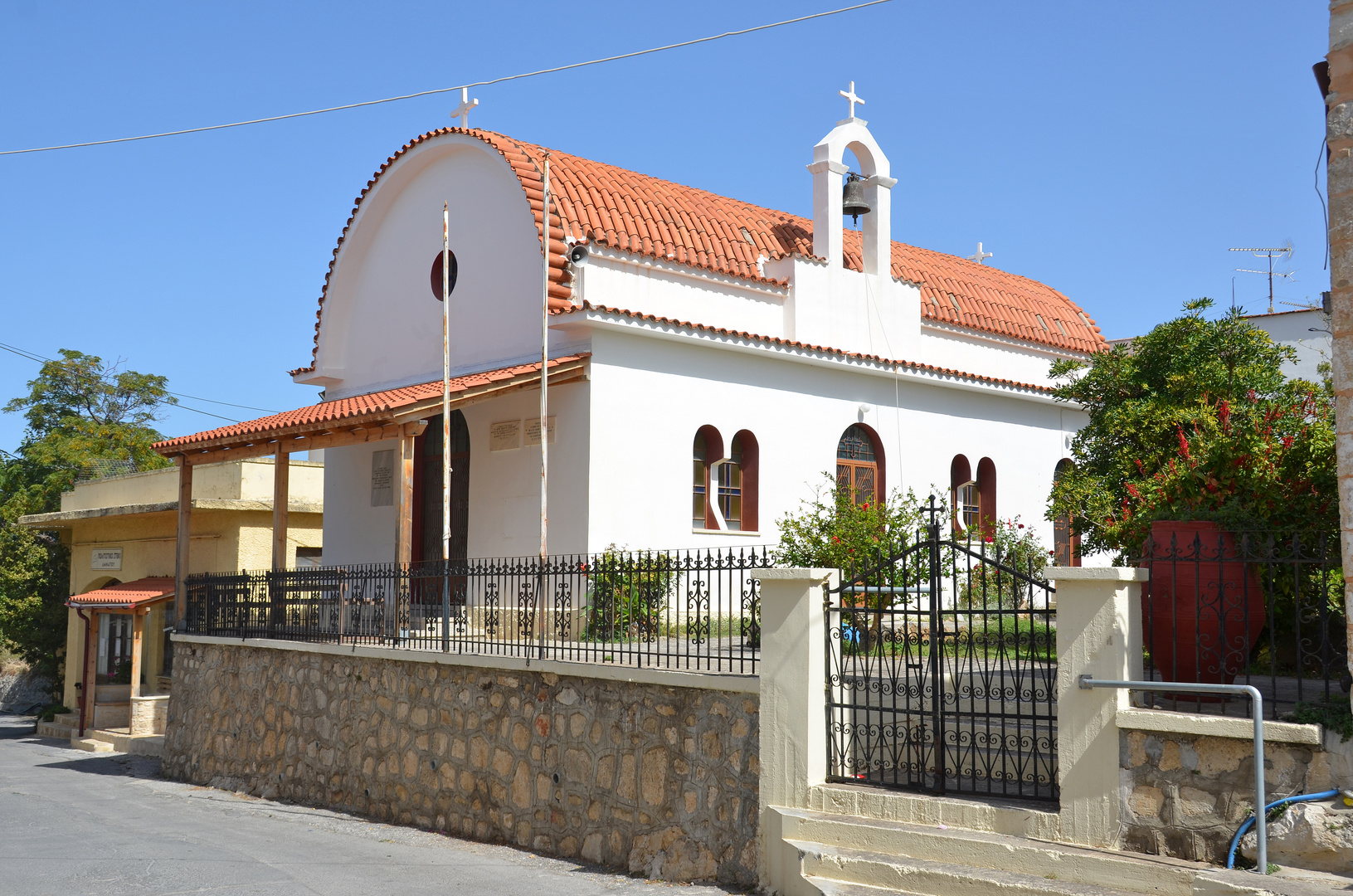 Eine Dorfkirche auf Kreta.