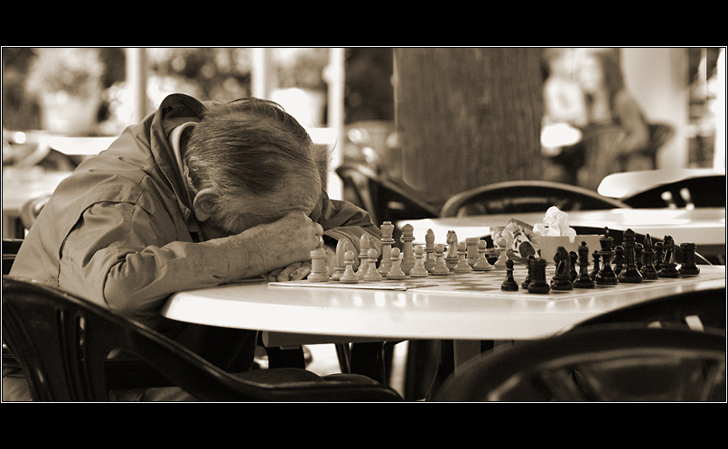 Eine echt langweilige Partie Schach