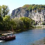 Eine Fahrt auf der Dordogne - vorbei an La Roque-Gageac