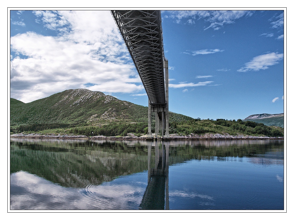 Eine Fahrt durch den Beiarnfjord (15)