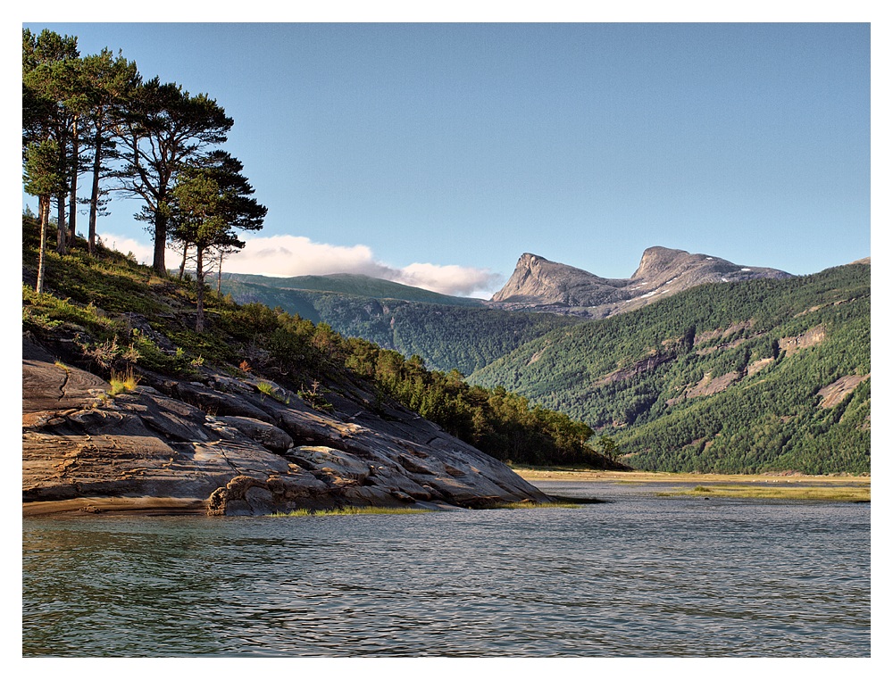 Eine Fahrt durch den Beiarnfjord (3)