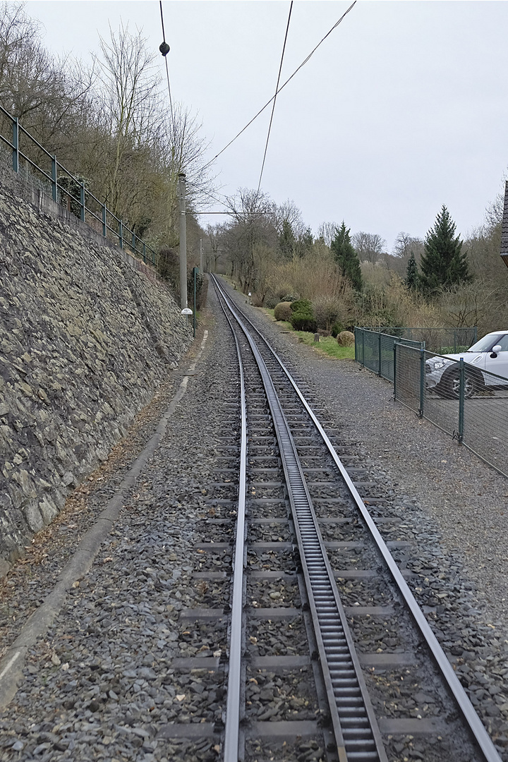 Eine Fahrt mit der ältesten betriebsfähigen (und wahrsch. kürzesten) Zahnradbahn Deutschlands