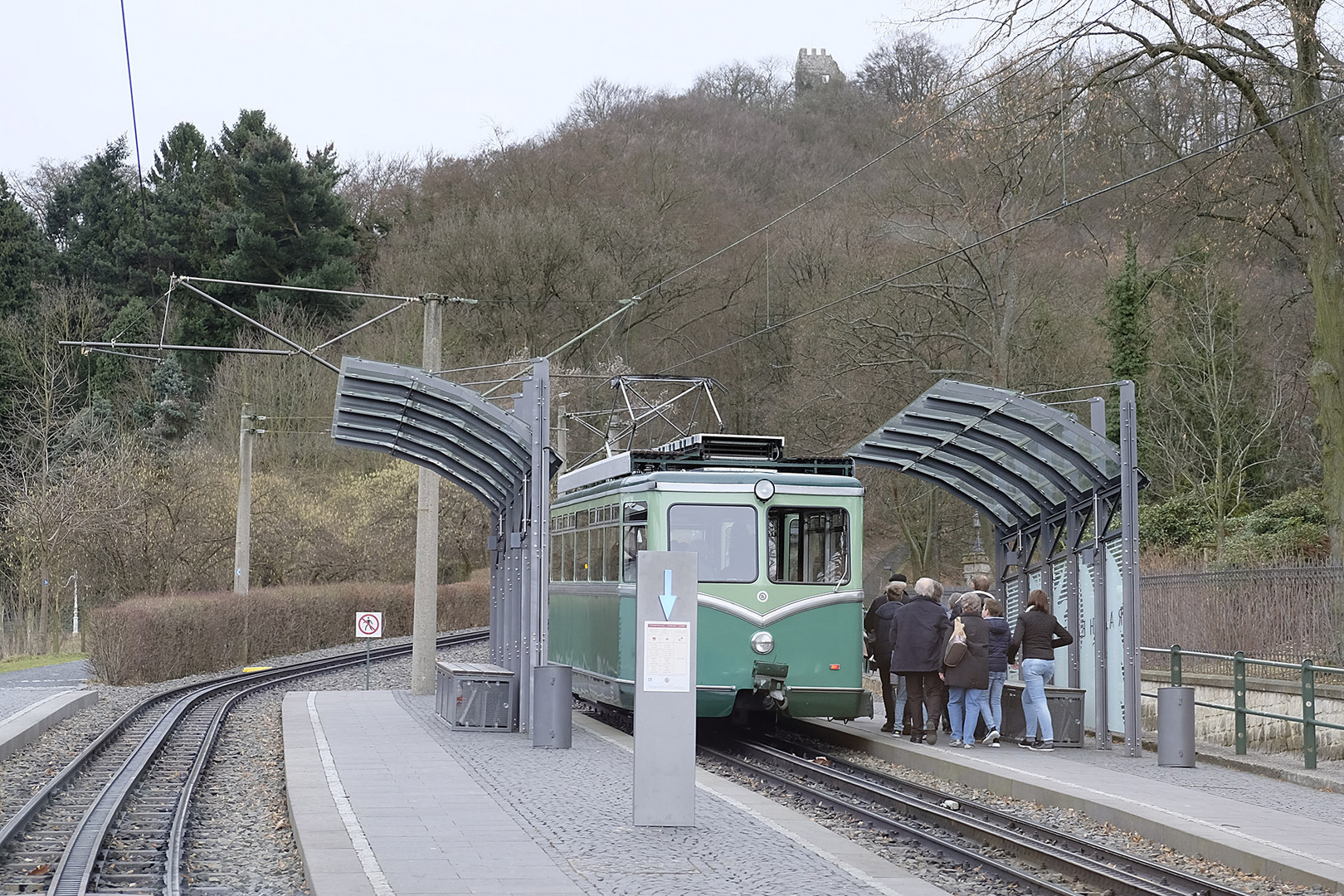 Eine Fahrt mit der ältesten betriebsfähigen (und wahrsch. kürzesten) Zahnradbahn Deutschlands