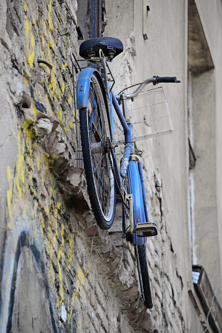 Eine Fassade ohne Fahrrad ist wie ein Fisch ohne ...