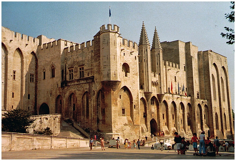 eine feste Burg Papstpalast in Avignon, 1984 Foto & Bild europe, france, provencealpescôte