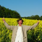 Eine Flocke im Rapsfeld ;)