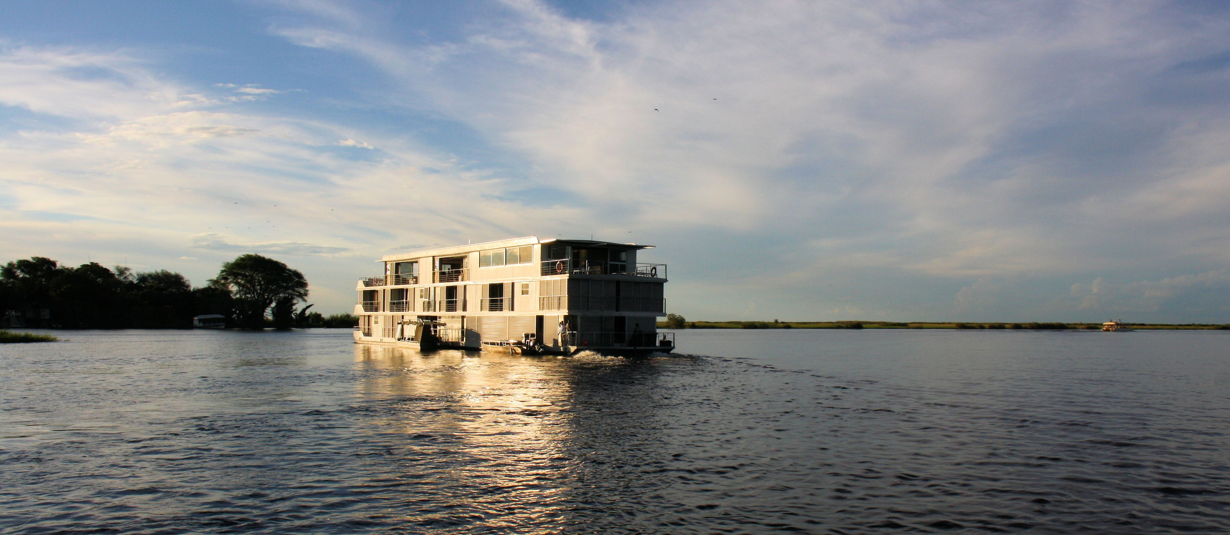 Eine Flußfahrt mit dem Hausboot auf dem Chobe zum Sambesi