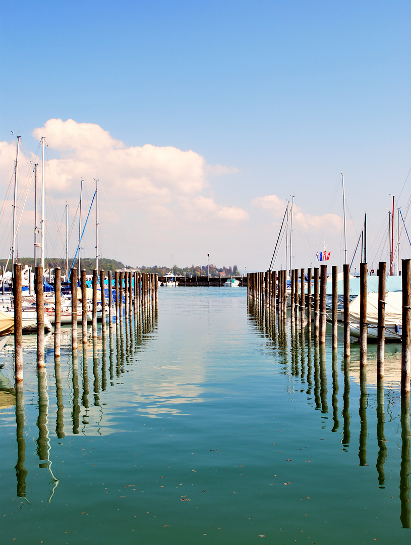 Eine Gasse am Hafen