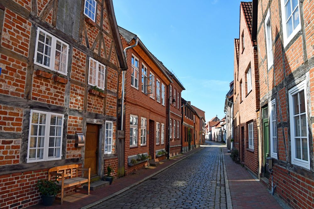 Eine Gasse in der Altstadt von Mölln