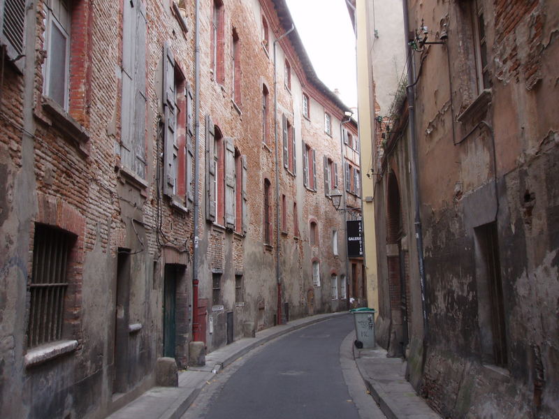 Eine Gasse in Toulouse