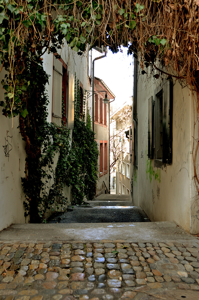 Eine Gasse nach unten.