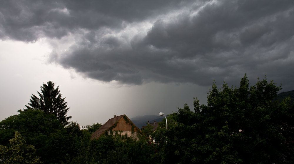 Eine geballte Ladung kommt über den Jura