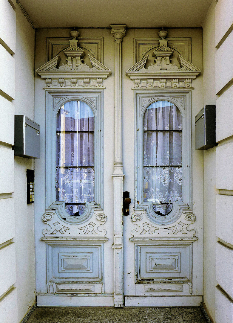 Eine Haustüre in Güstrow