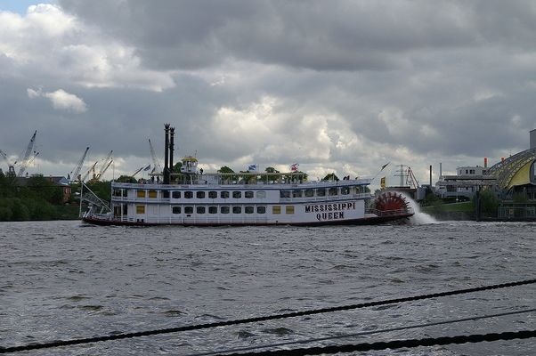 eine herrliche Möglichkeit den Hamburger Hafen zu erkunden