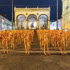 Eine Installation mit 222 Schaufensterfiguren