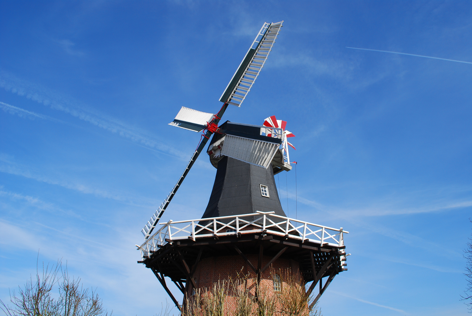 eine intakte Mühle in Ostfriesland