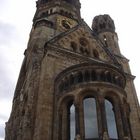 Eine kaputte Kirche...ich glaub in Berlin ;)