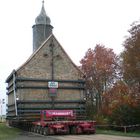 Eine Kirche zieht um