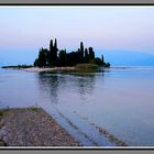 Eine kleine Insel mitten im Gardasee