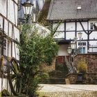 "eine kleine romantische Gasse"