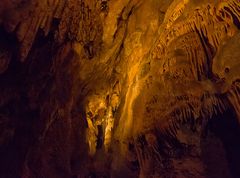 eine kleine Tropfsteinhöhle in der Slowakei