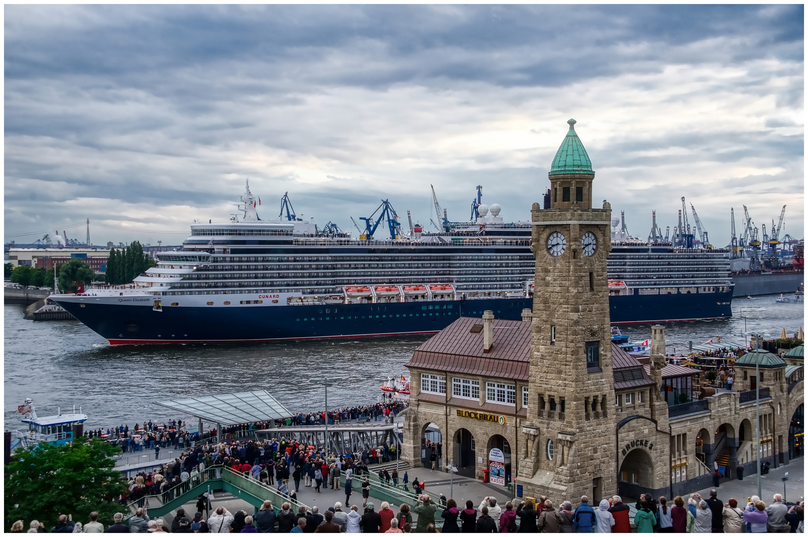 Eine Königin in Hamburg