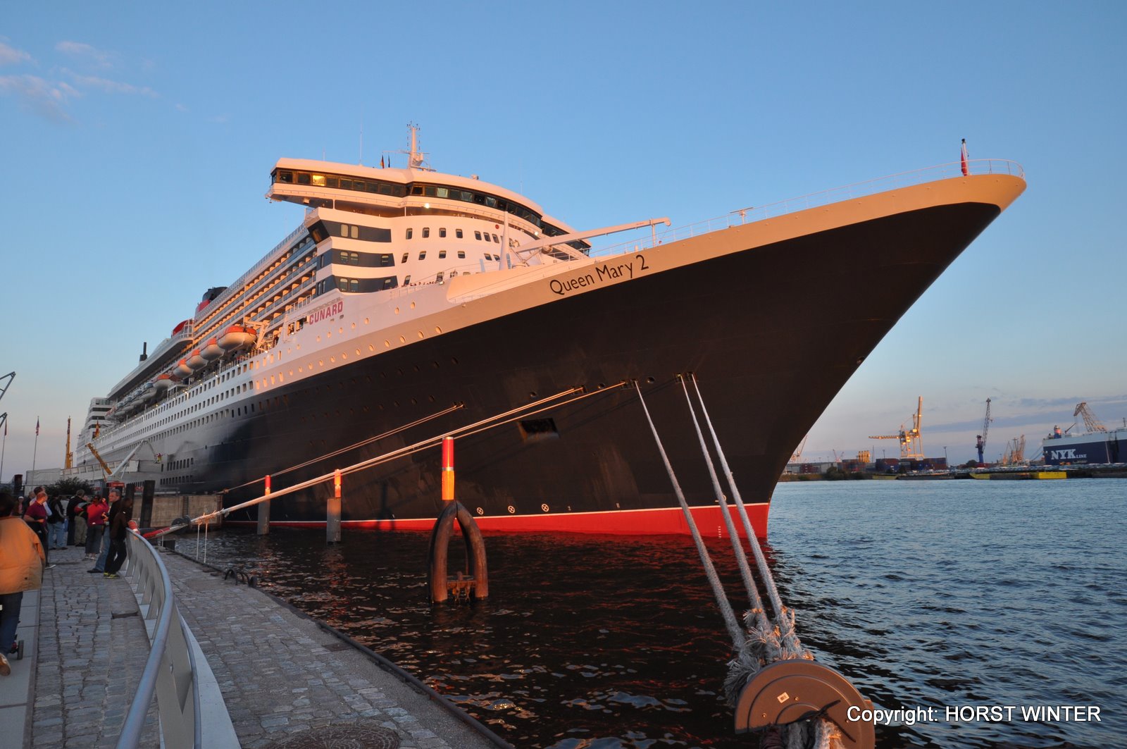 Eine Königin in Hamburg  ( Queen Mary 2 )