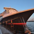 Eine Königin in Hamburg  ( Queen Mary 2 )