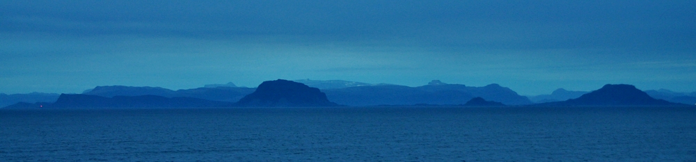 eine laue Nacht vor der norwegischen Küste von Yeppie 