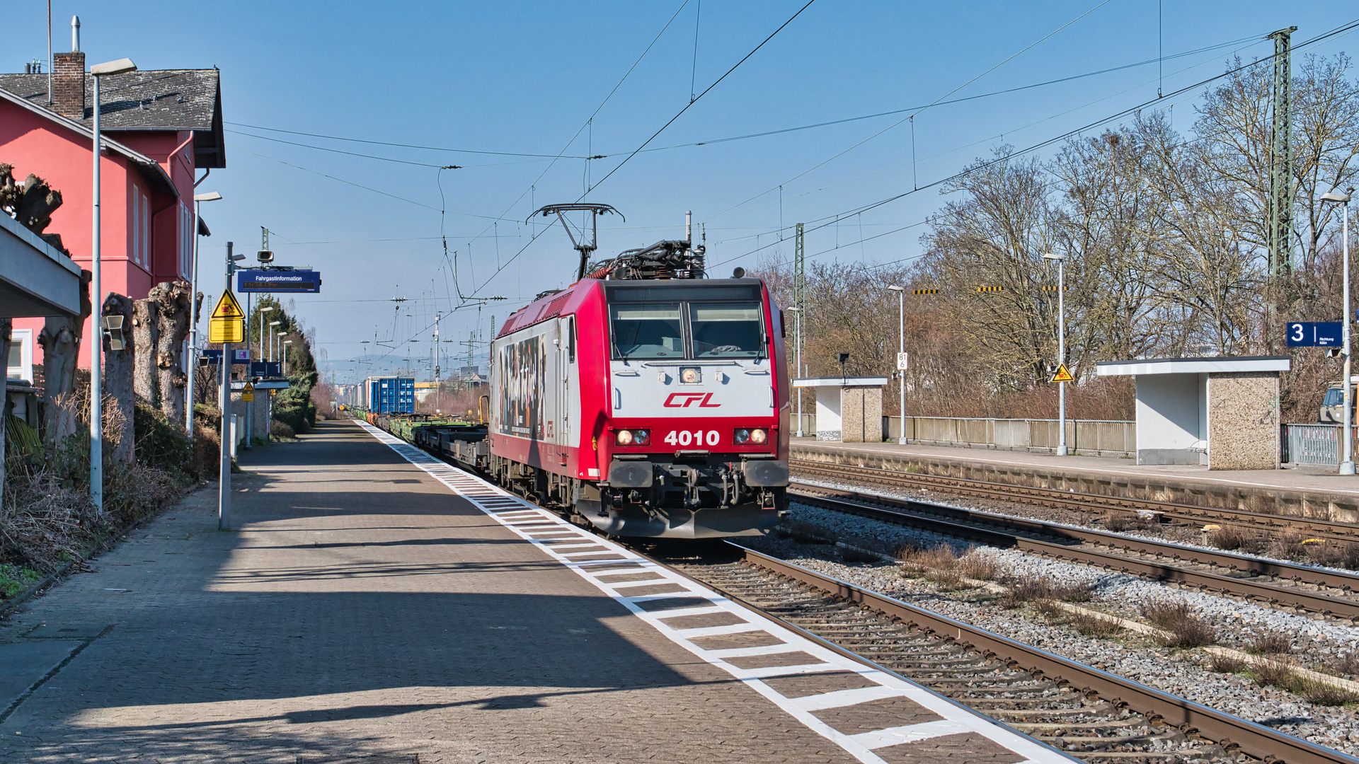 Eine Luxemburgerin auf der linken Rheinstrecke