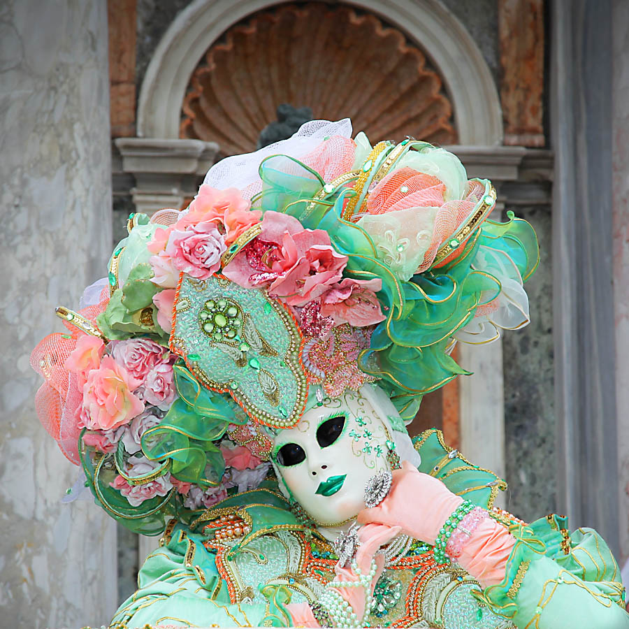 Eine Maske in Venedig