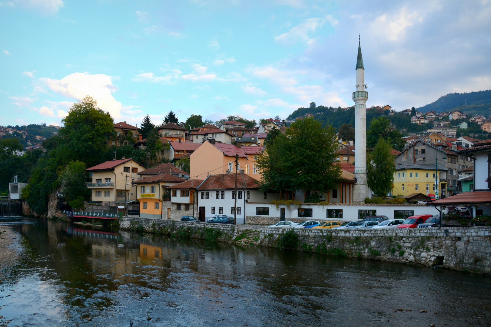 Eine Moschee in Sarajevo