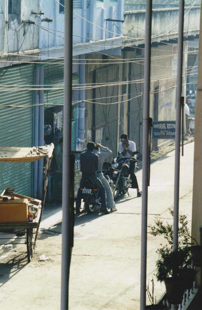 Eine Motorradgang in Alwar (Rajasthan)