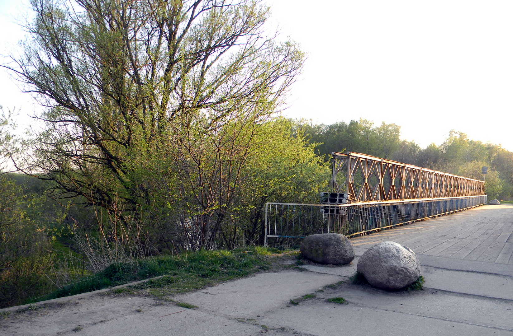 Eine Park – Brücke in Stolp. Pommern. Polen