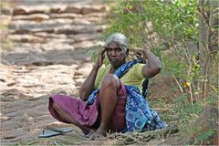 eine Rast am Weg zum heiligen Berg Arunachala