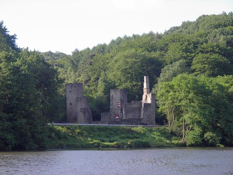 Eine Ruine an der Ruhr