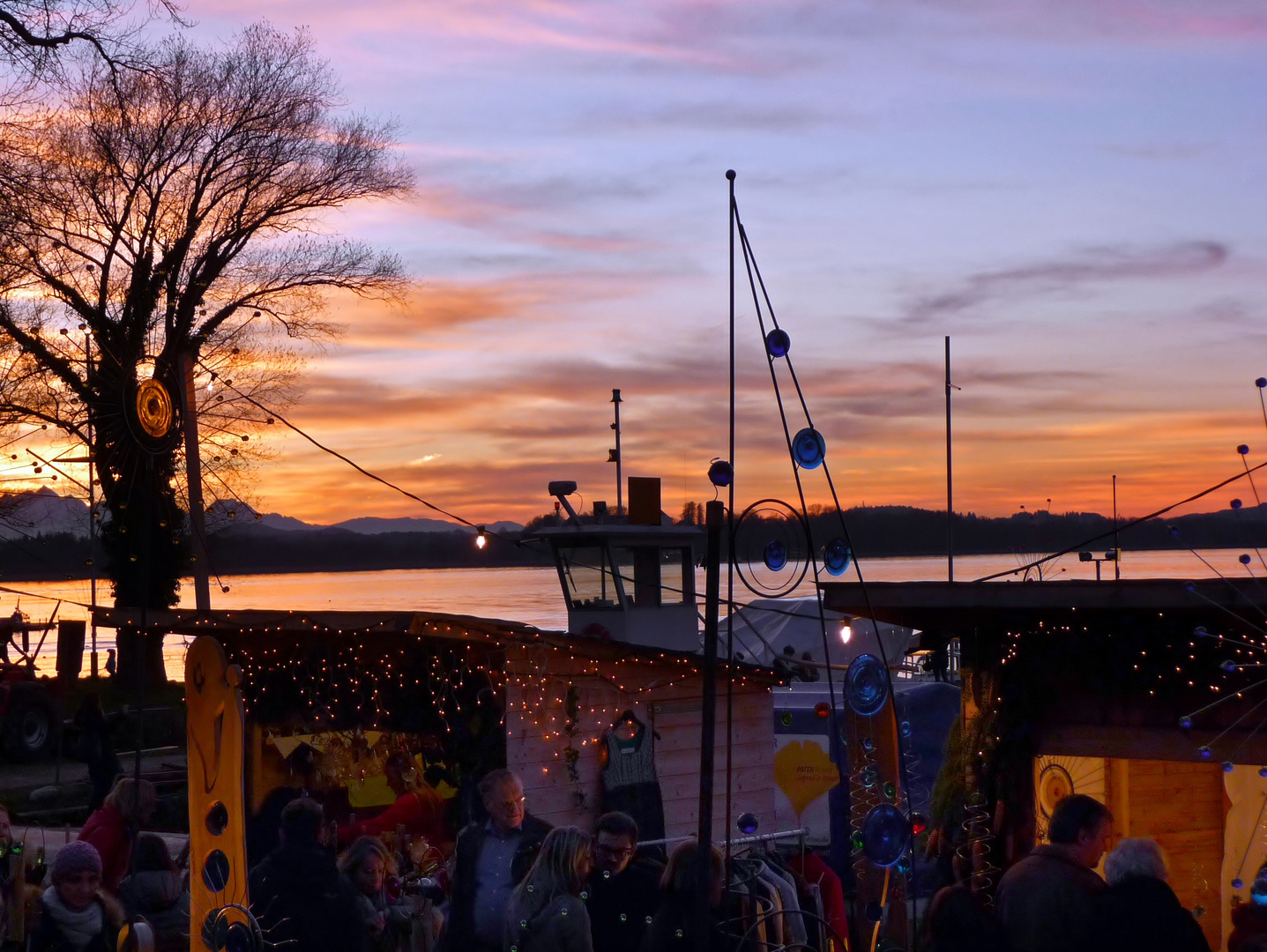 Eine Runde Weihnachtsmarkt