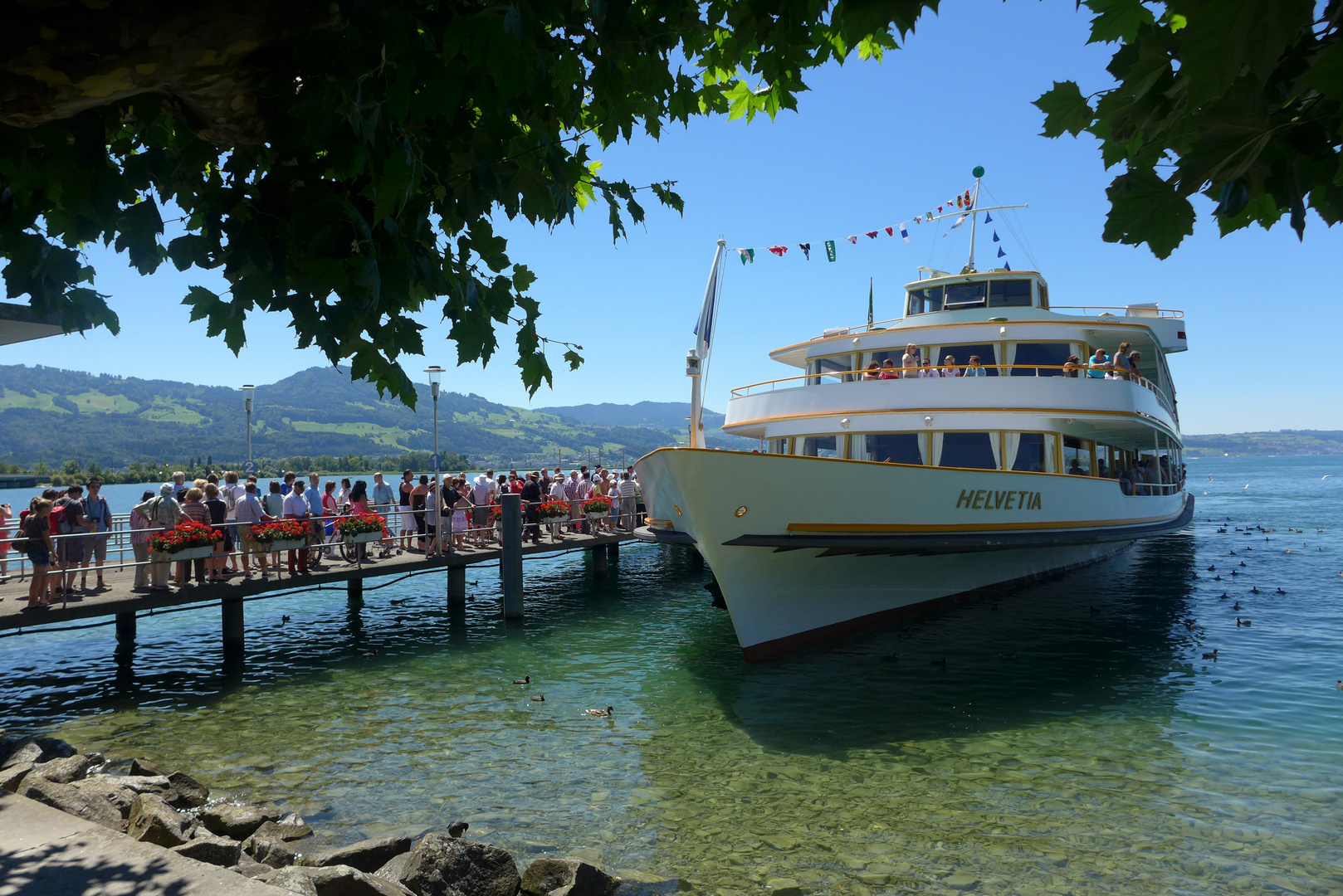 Eine Schiffsfahrt auf dem Zürichsee ist ein Erlebnis