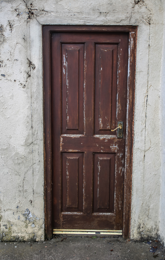 Eine schöne alte Haustüre....