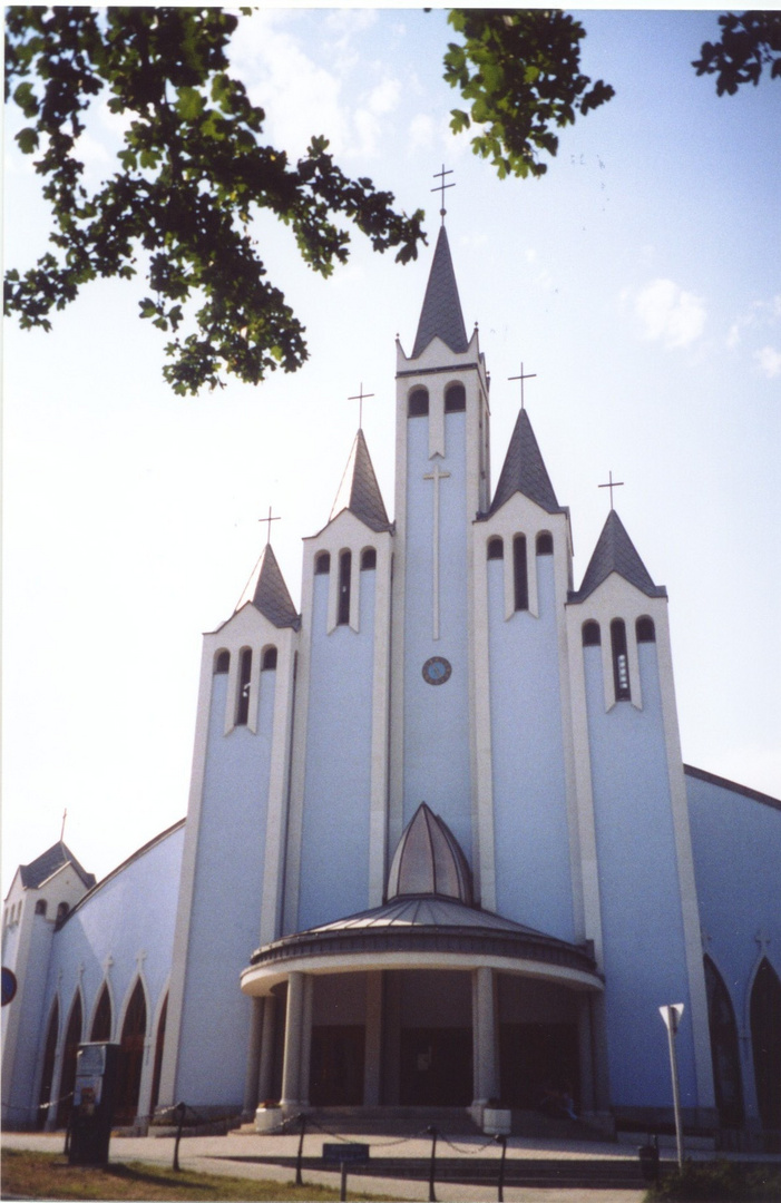 eine schöne Kirche in Ungarn