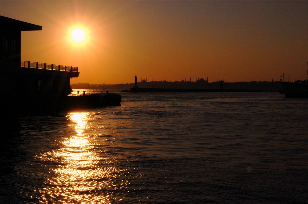 eine sicht aus kadiköy istanbul nach europeische istabul