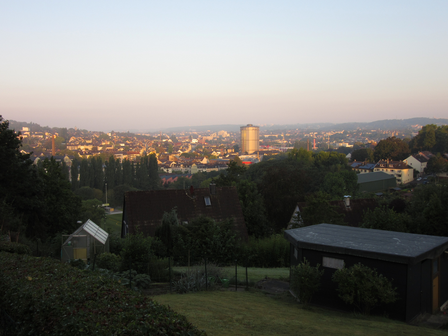 Eine Stadt erwacht