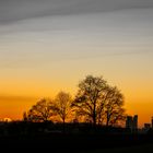 Eine Stadt sieht orange